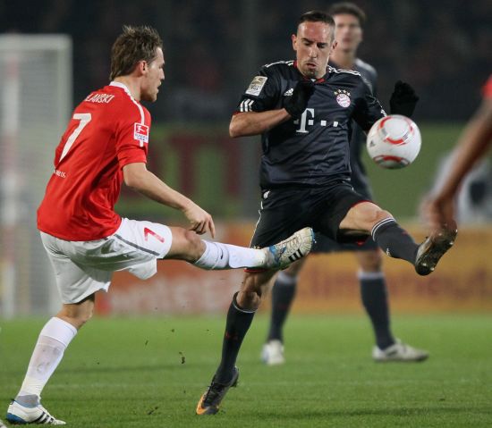 铜梁龙经理：明年目标在中超站稳脚；选主场考量因素比较综合