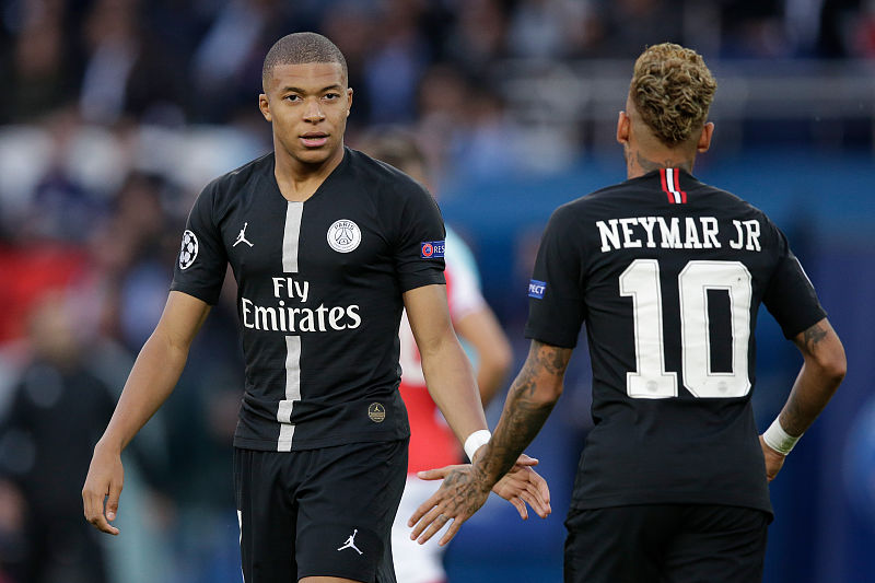 库拉索，面积最小，人口最少的参赛队，主权属于荷兰？